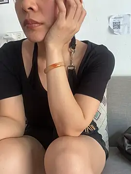 ivy_trix2 (F young) - Help me