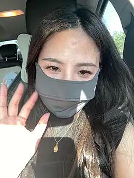 美女lynn-156在线直播