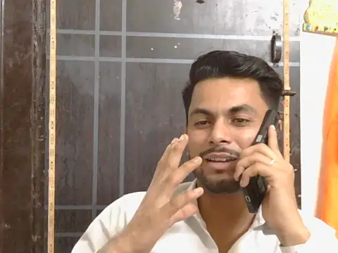 stubborndesiboy - Stubborndesiboy's free webcam - UK Sex Cams