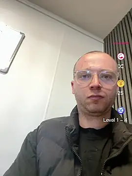 Ninasteamy webcam