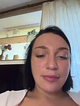 LucyHotty_ webcam