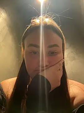 KiraSunshine webcam