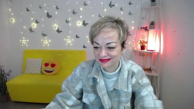 NikaMayu webcam