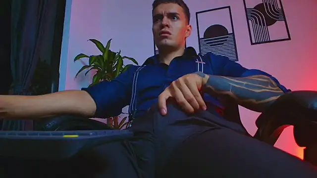 ALPHA_DOMINUS_ webcam