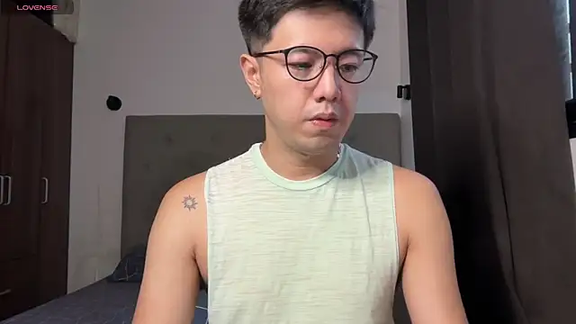 Addictiveboi webcam