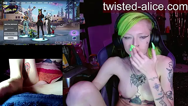 Twisted_Alice webcam