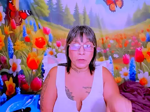 indianroxy webcam