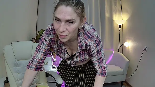 TessaDaybreak webcam