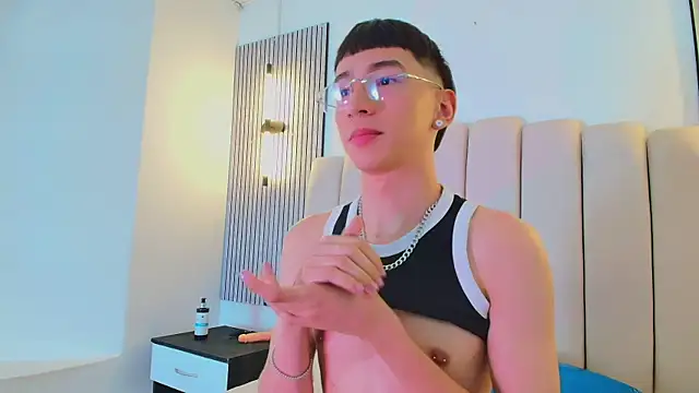 lian_cameron webcam