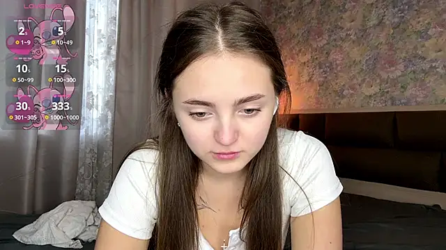loradavi - LoraDavi's free webcam - UK Sex Cams