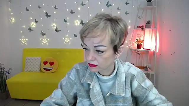 NikaMayu webcam