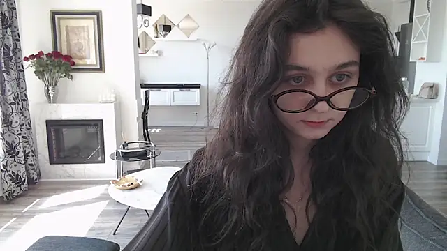 cute_lilia webcam