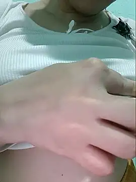 Shine_Mai webcam
