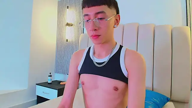 lian_cameron webcam