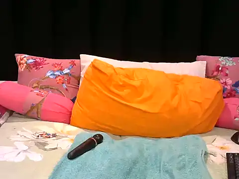Pearl_00 webcam