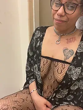 Princess_Desirae webcam