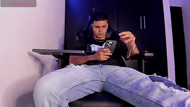 Liam_Mateo webcam