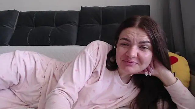 _JustmeHere_ live sex cam