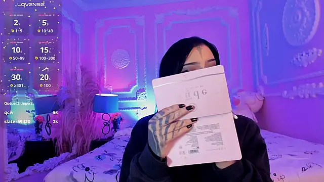 Kat_VonDe webcam