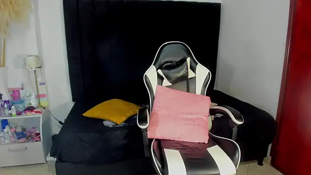 helena_copper_ webcam