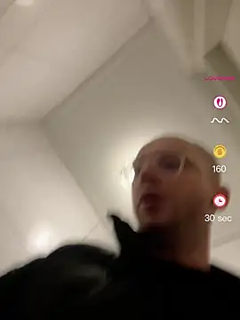 Ninasteamy webcam