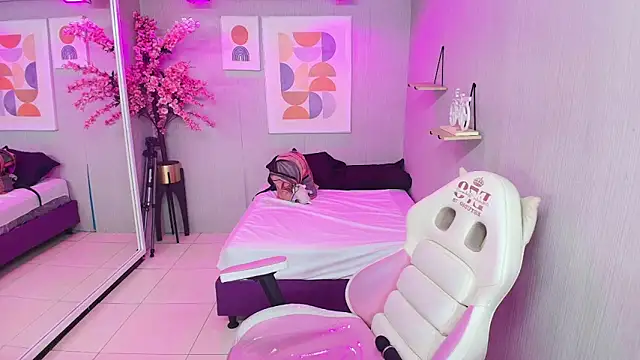 Maggy_t18 webcam