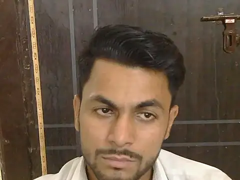 Stubborndesiboy webcam