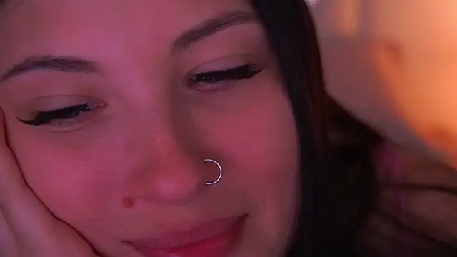 LunaaMay webcam