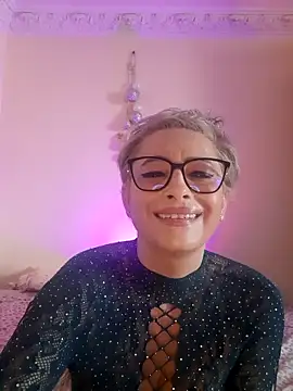 LunaBlaise webcam