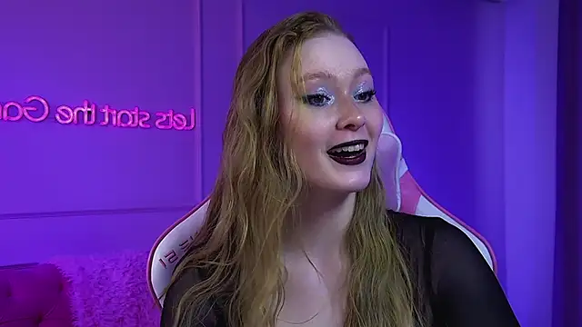 AgataFoxley webcam