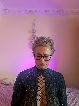 LunaBlaise webcam