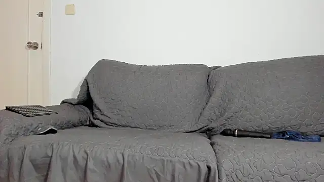 anisialuna_ webcam