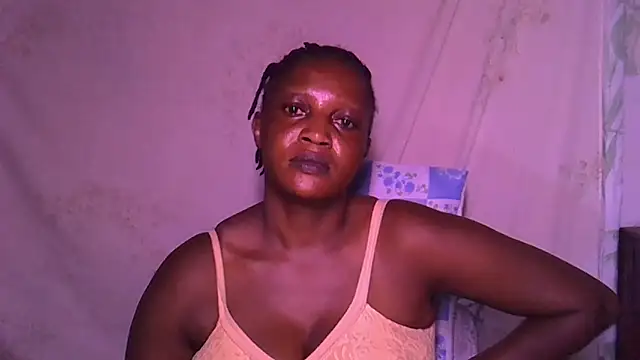 Sweetcaro22 webcam