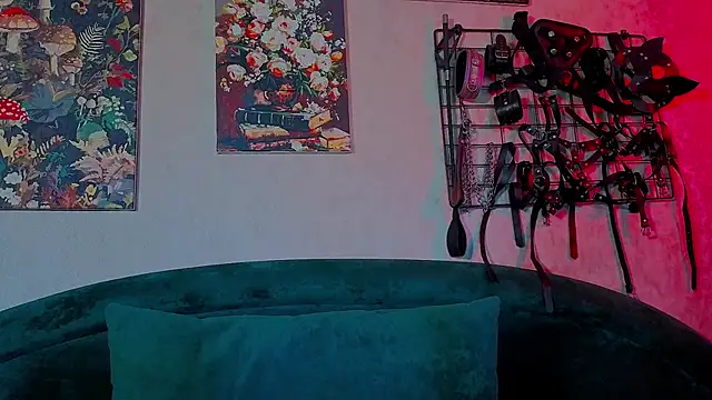 the_high_priestess webcam