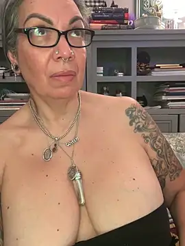 dieseldame1313 webcam