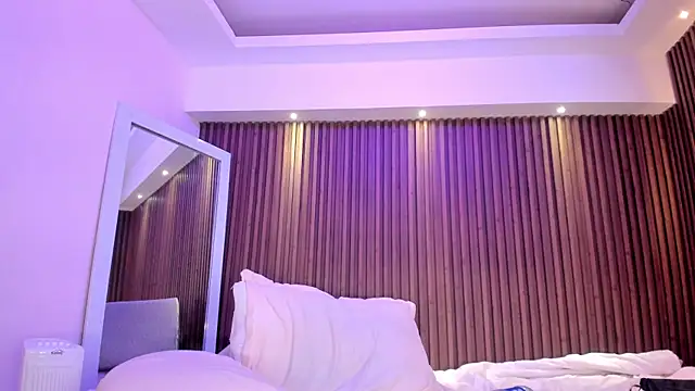 GabyRose9 webcam