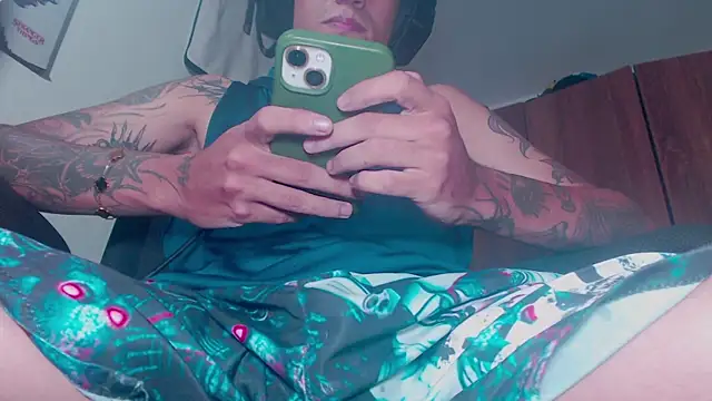theskateboy webcam
