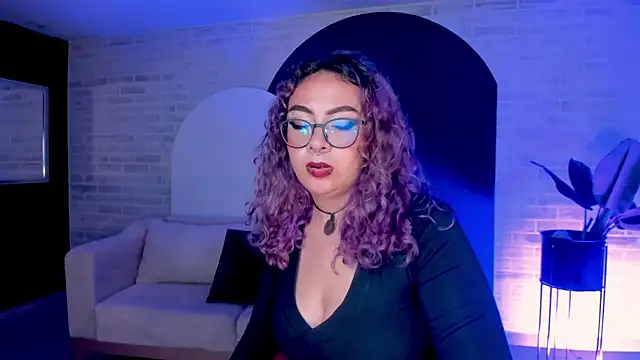 LoiseHarper webcam