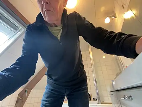 martxxxxx (M grandpa) - Finger in ass