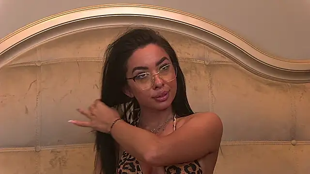 Kim_Skyleer webcam