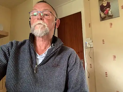 Moonraker64 webcam