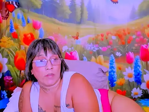 indianroxy webcam