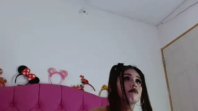 AlexaFontana webcam