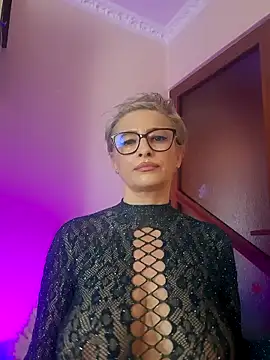 LunaBlaise webcam