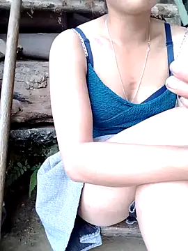 Zara-Lina webcam
