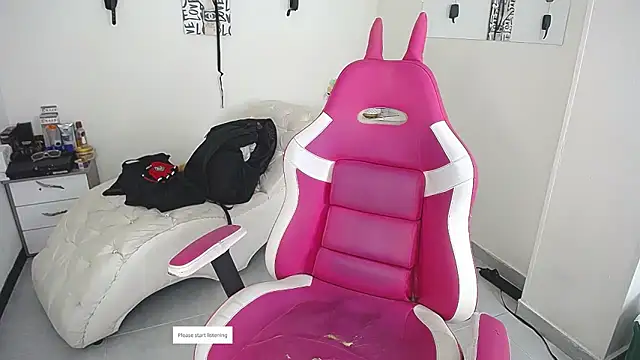 Leonard_Price webcam