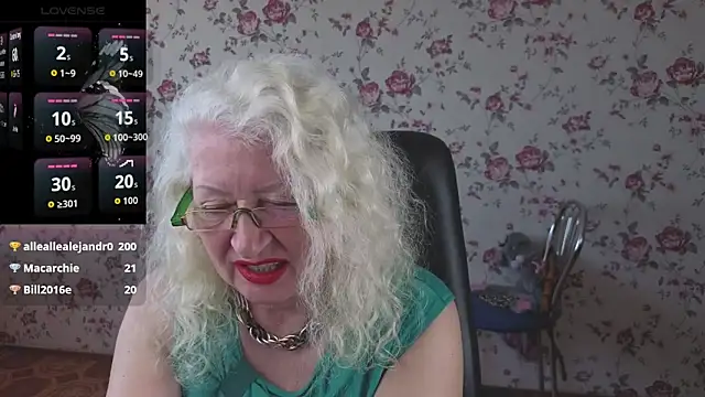 Maya_Mayflower webcam