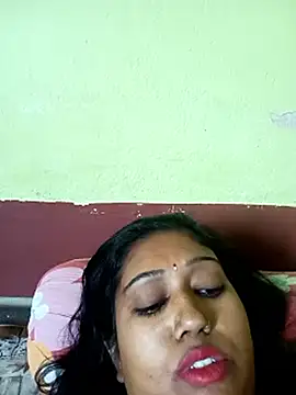 Webcam Model (bannerjeesneha20) is live