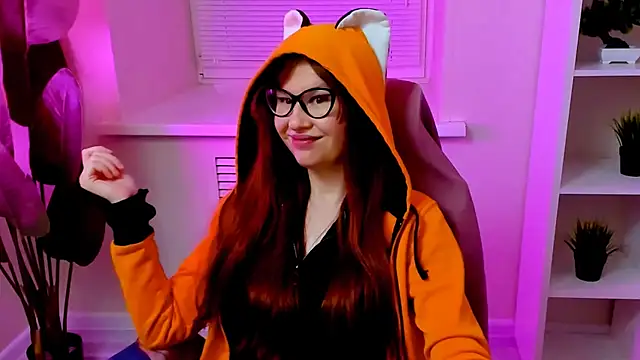 CarolGiggly webcam