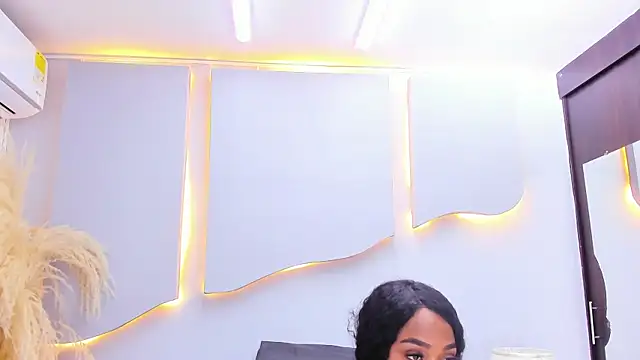 CarlieLyn webcam